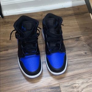 Air Jordan 1 mid
